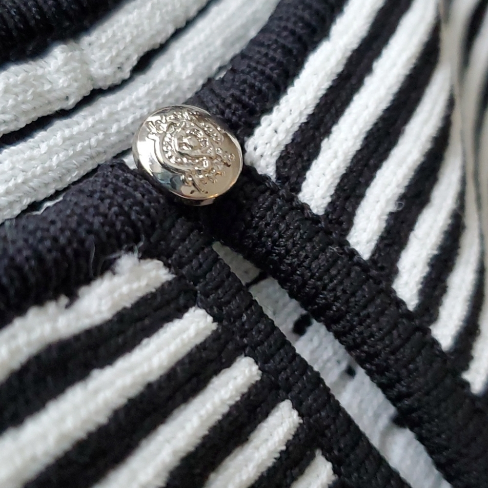 WHBM SLEEVELESS GRAPHIC DOT SWEATER - Picture 16 of 16